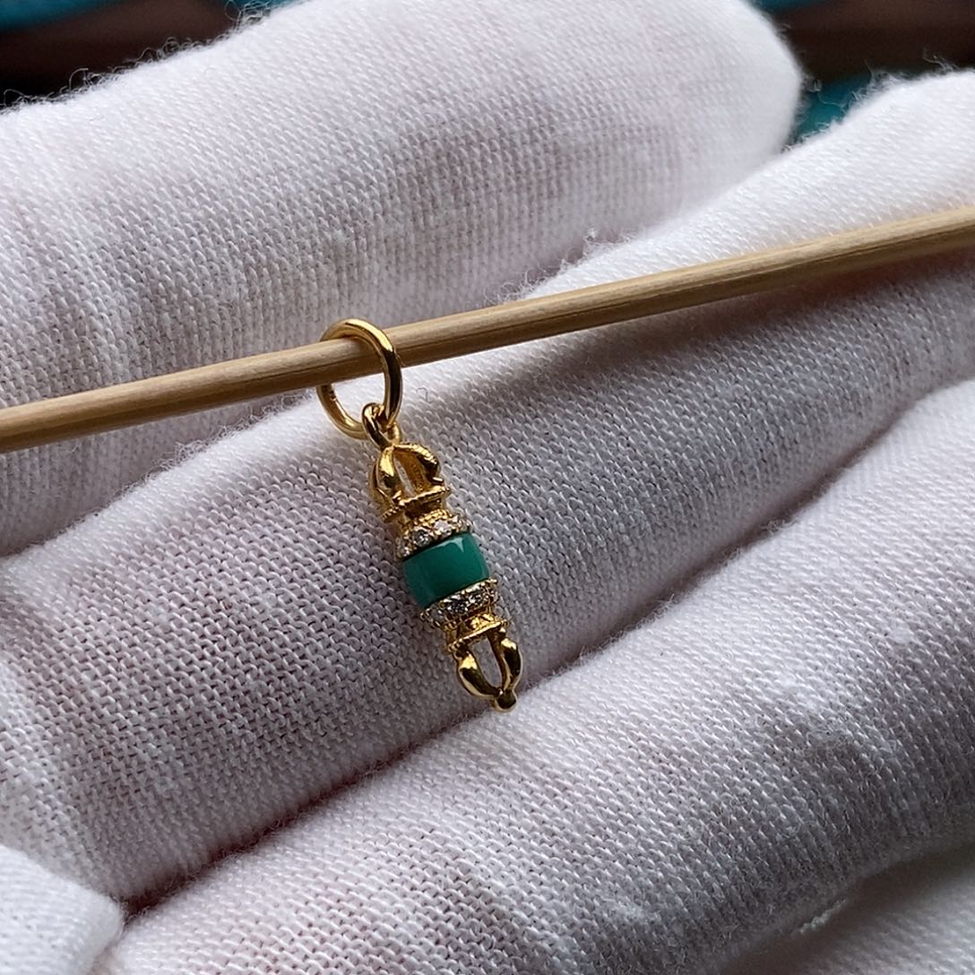 绿松石18K金镶嵌绿松石配饰