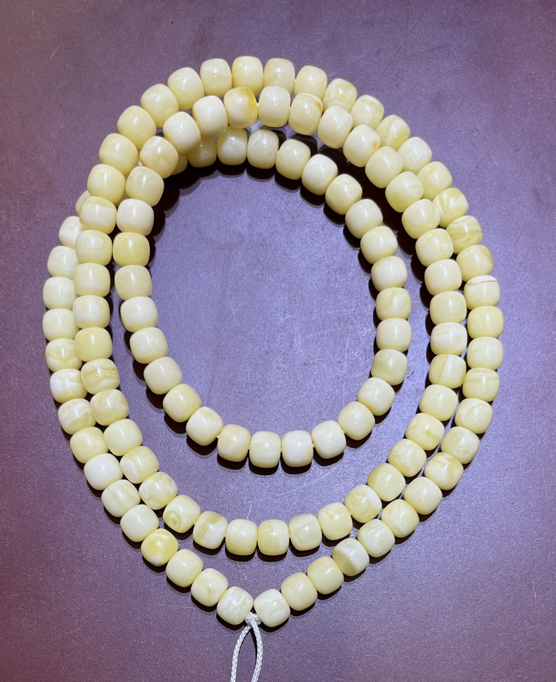 琥珀奶白花蜜蜡精工老型108链，7.4m，27g，天然原矿保真