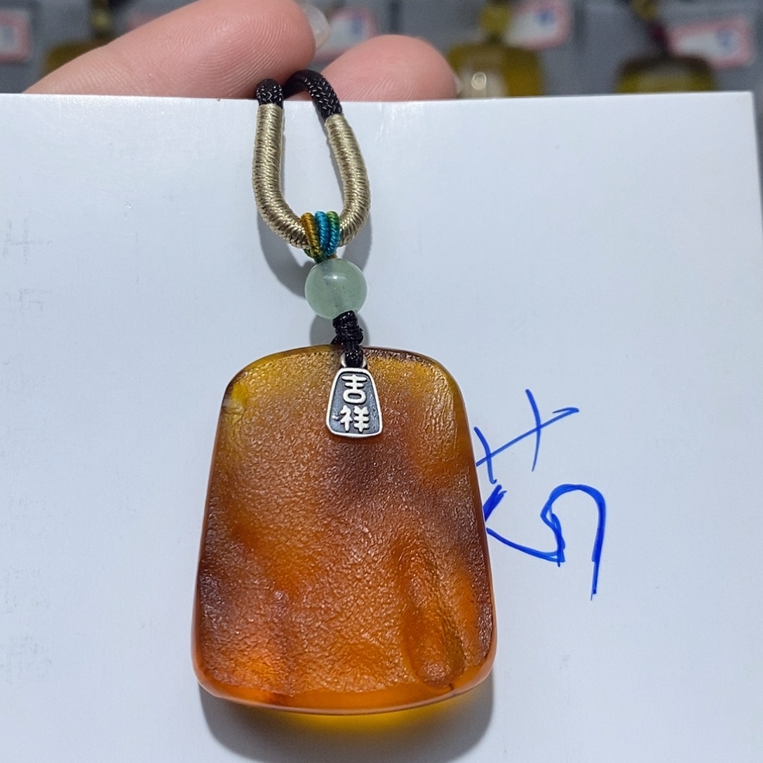 琥珀未镶嵌珠宝奇石