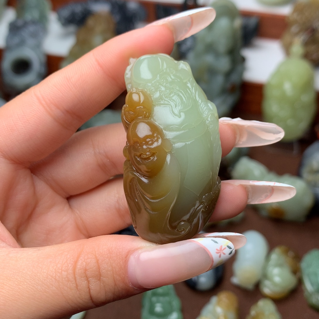 和田玉未镶嵌挂件