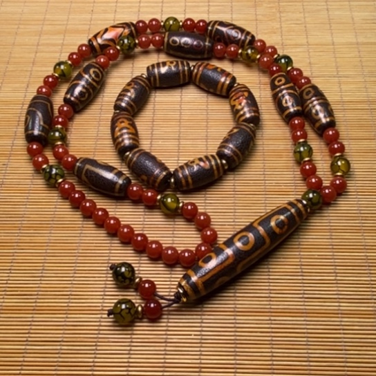 玛瑙/玉髓颈饰未镶嵌