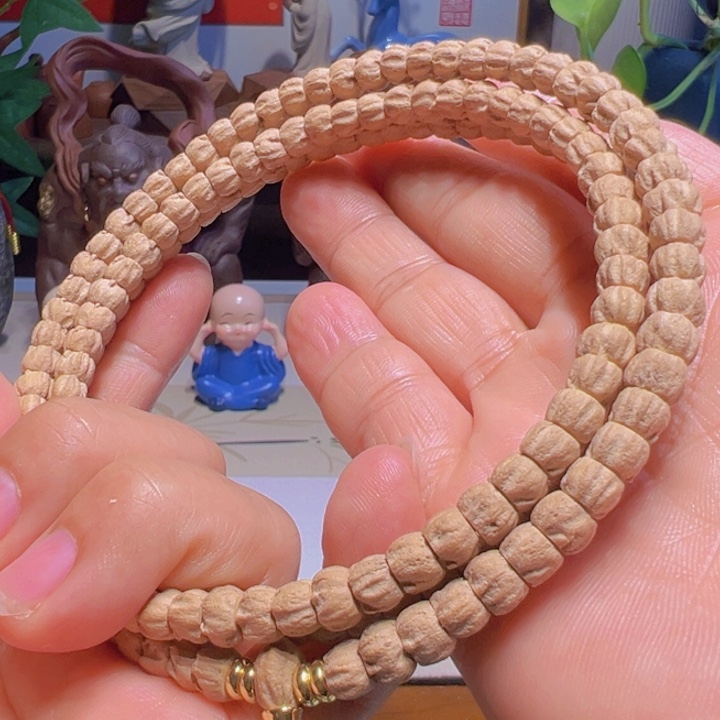 ****熊柏香籽/百香籽吊坠