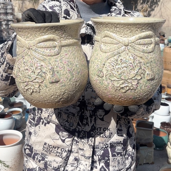 红陶钱袋袋两个口径18高度20