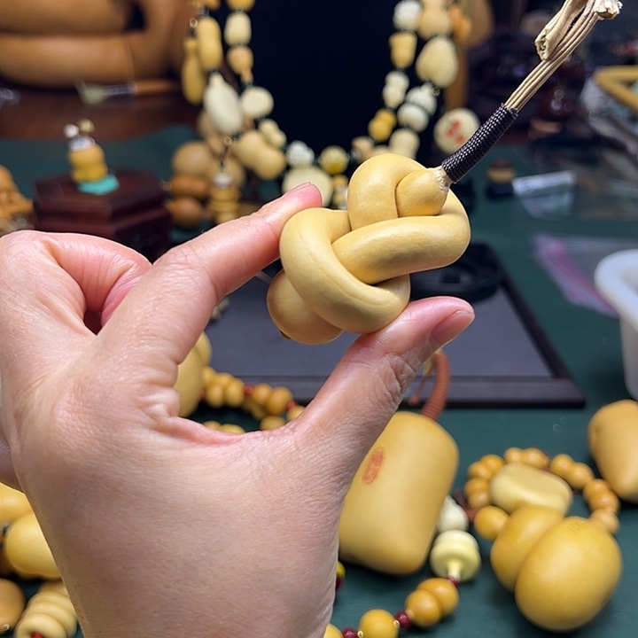 夏****虫铝土矿来了来了来了来来来