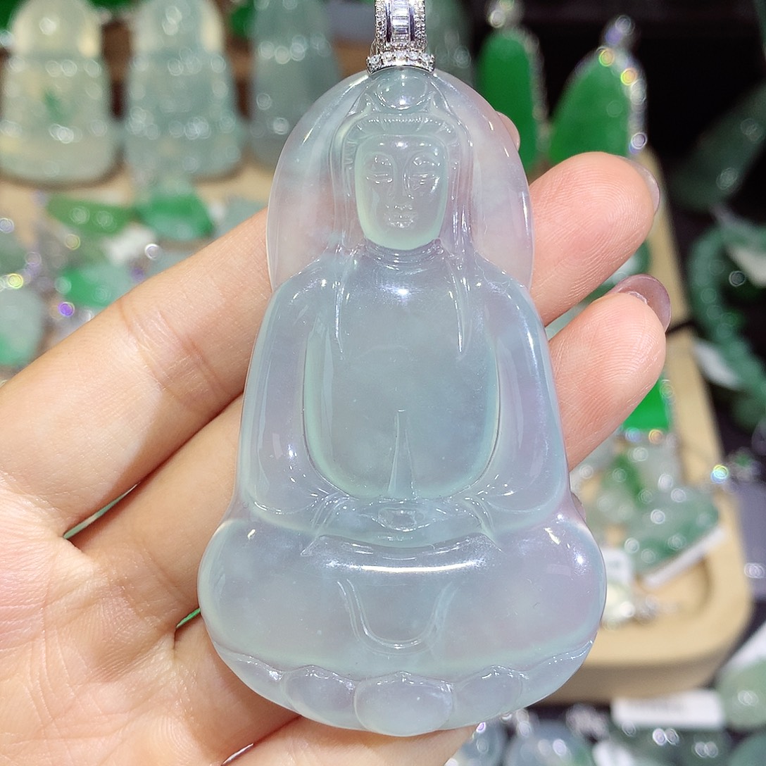 颈饰18K金镶嵌翡翠素衣