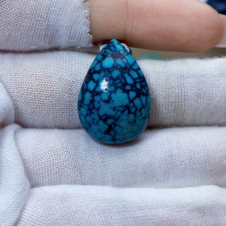 绿松石未镶嵌饰品