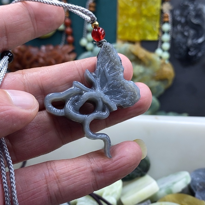 【闪购商品】未镶嵌岫玉吊坠