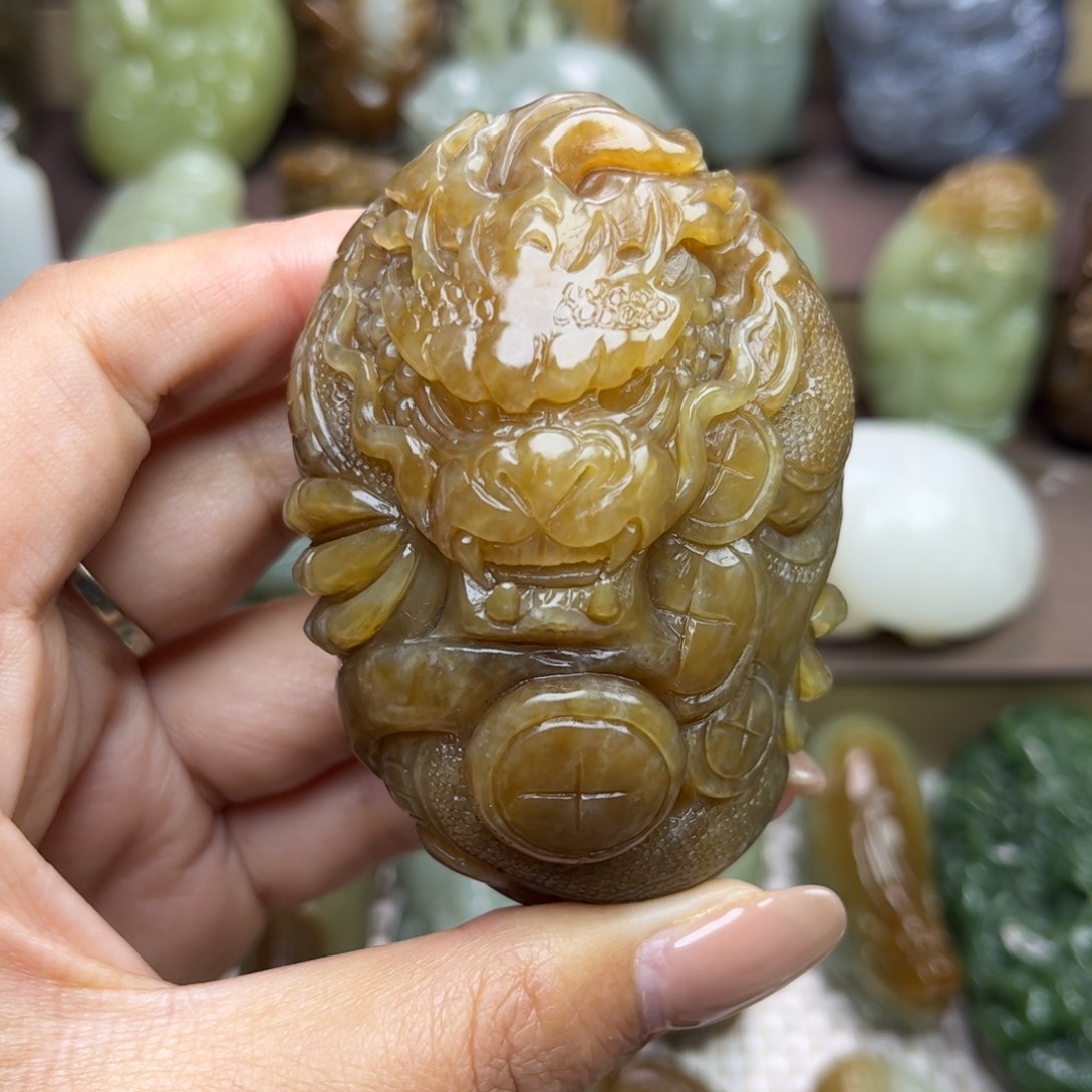 和田玉未镶嵌把件