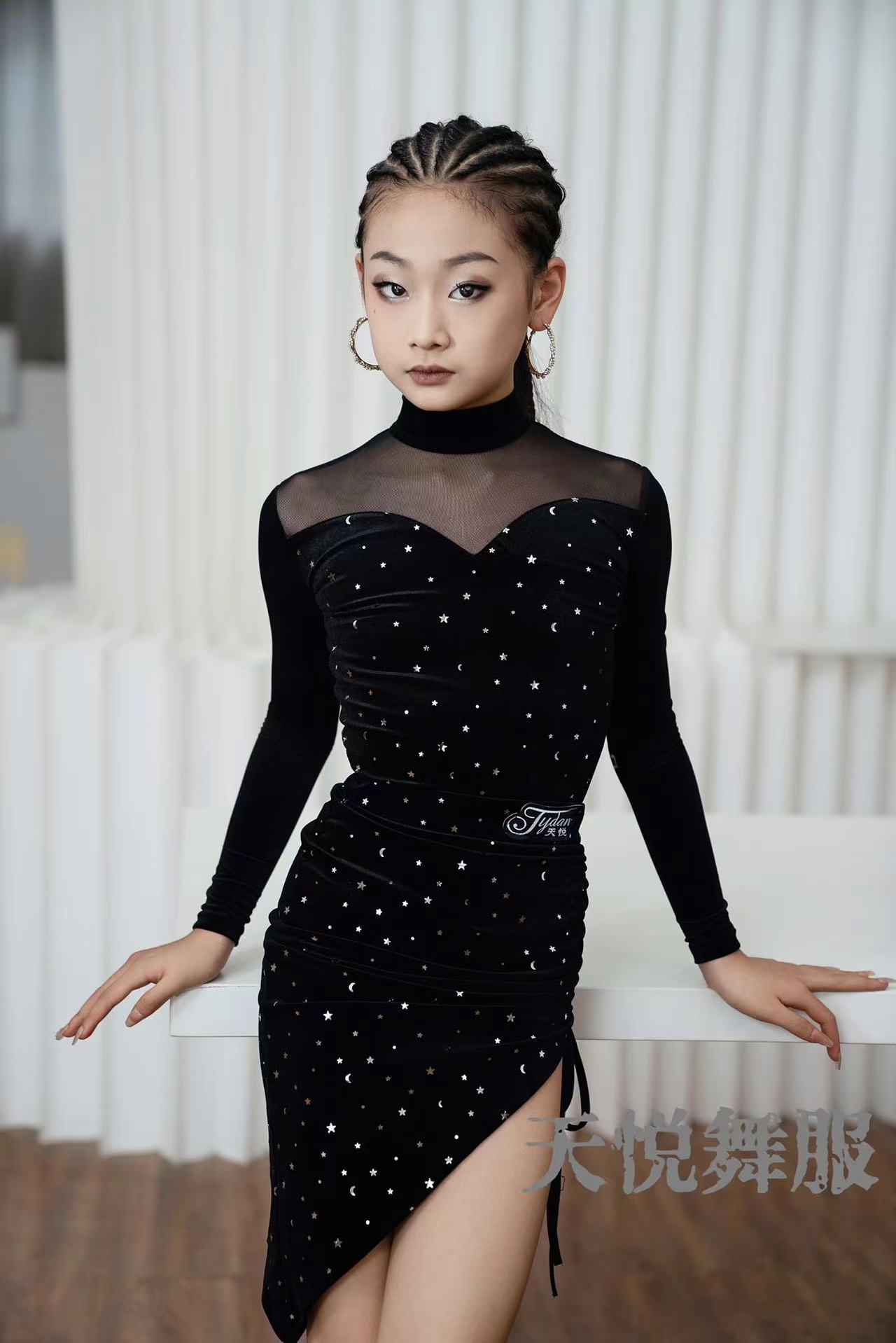 NO退NO换 拉丁舞练功服 星星月亮 亮片款丝绒面料 
