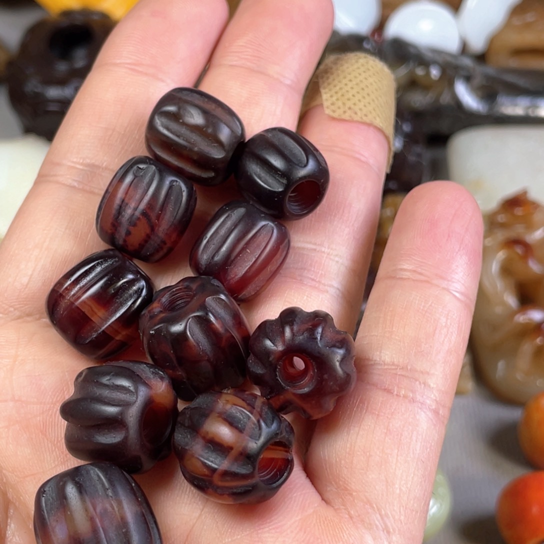 玛瑙/玉髓颈饰合金