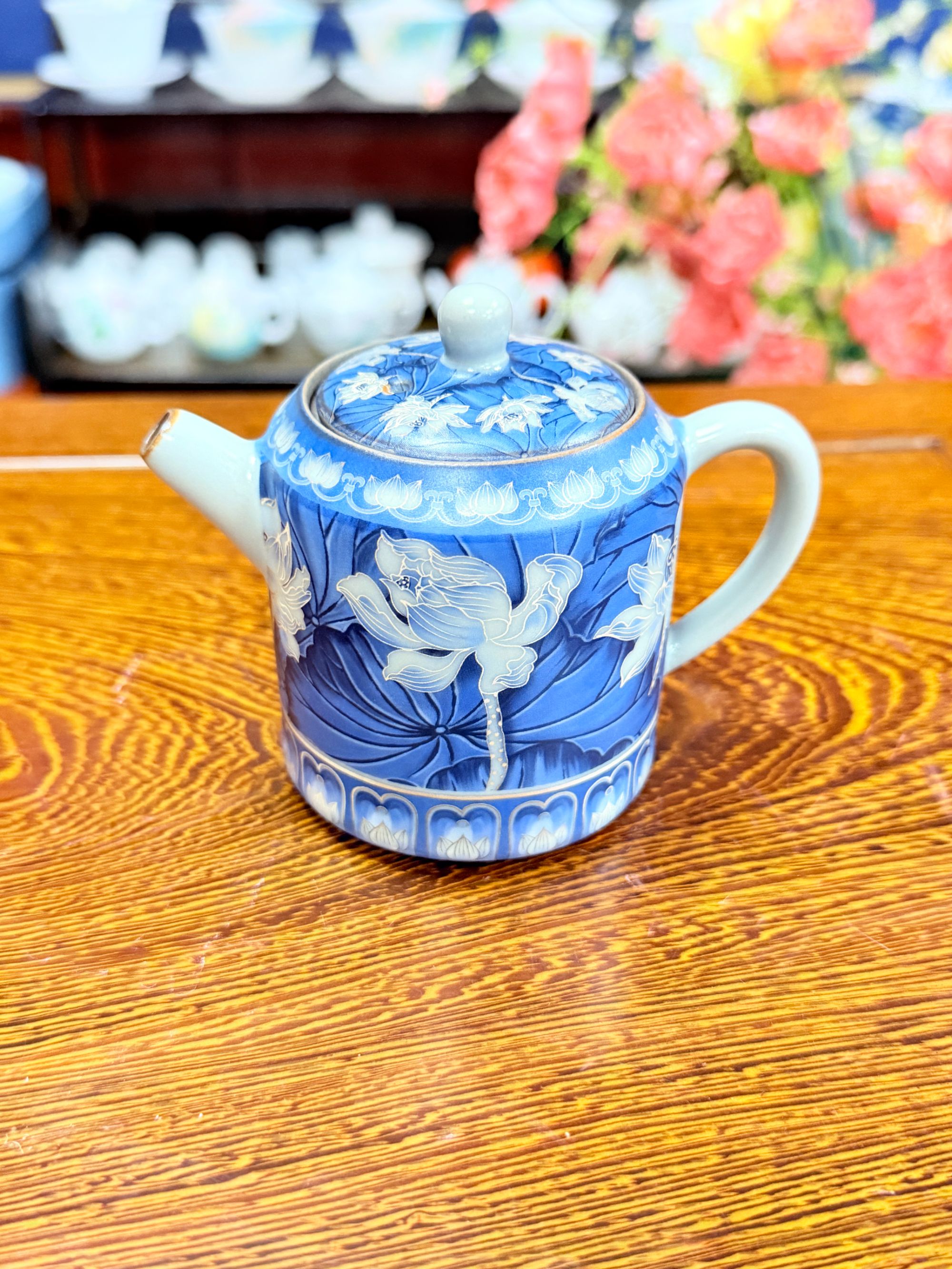 掐丝银蓝彩荷花茶壶--------------------2937