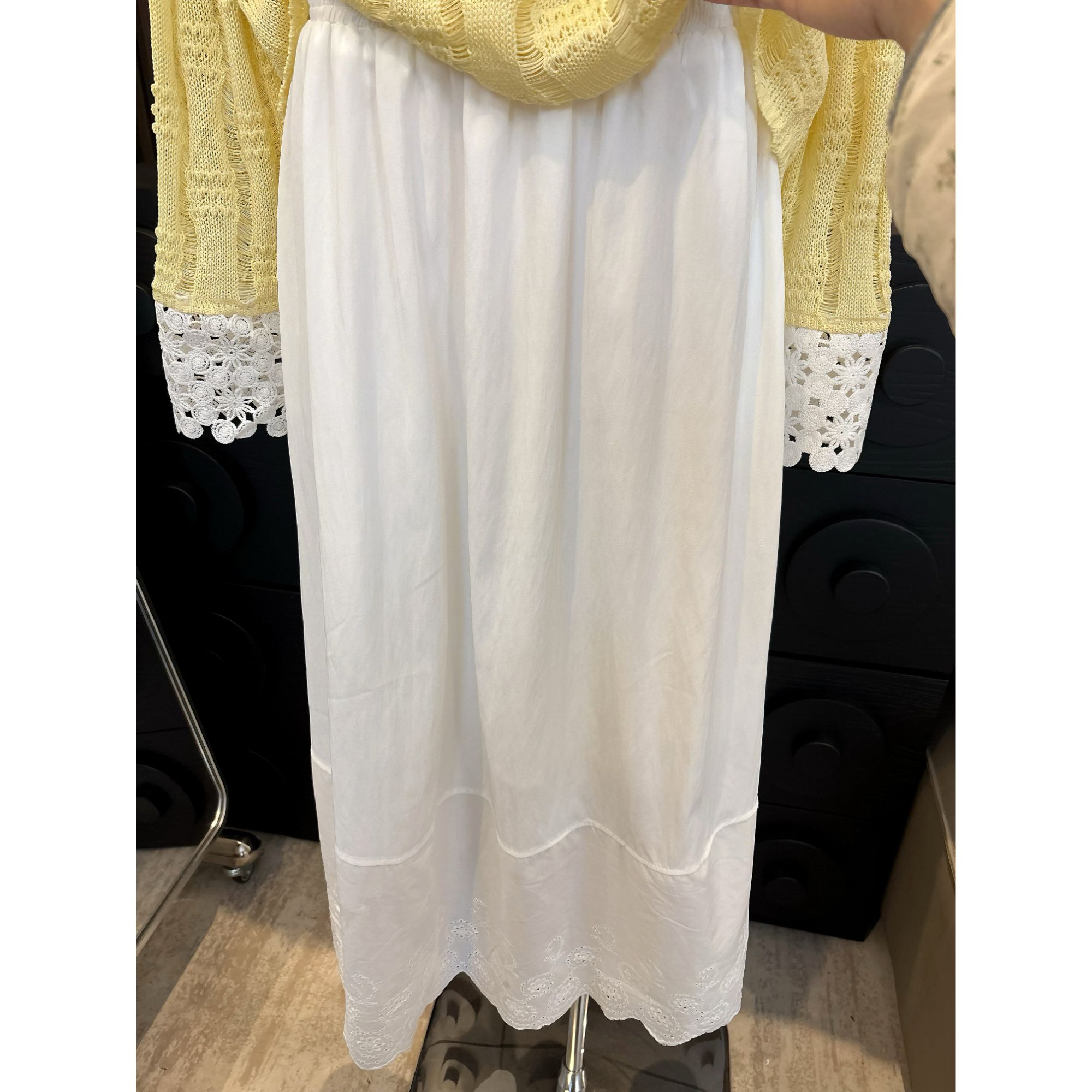 AD 阿豆 纯色优雅拼蕾丝休闲半身裙 D2536