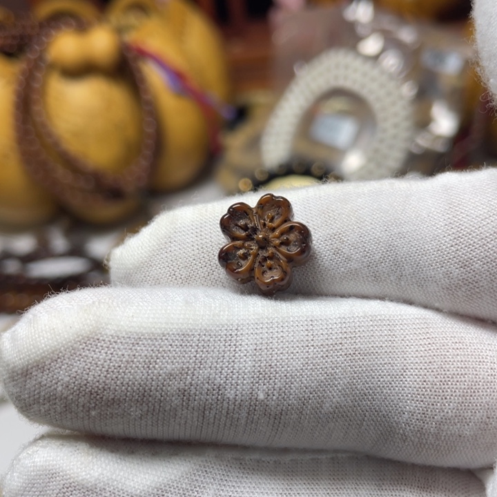 手串星月菩提雕刻花朵