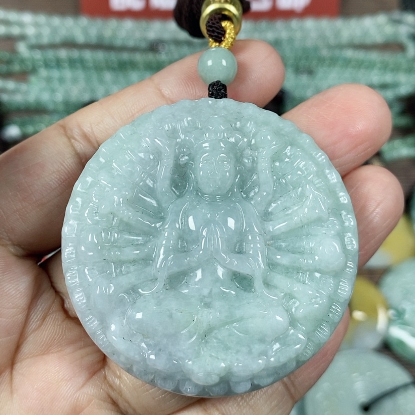 【闪购商品】翡翠颈饰未镶嵌玉吊坠翡翠玉厚装千手观音