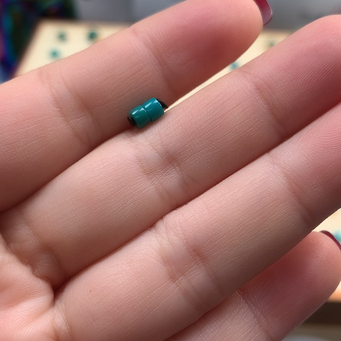 绿松石配饰未镶嵌