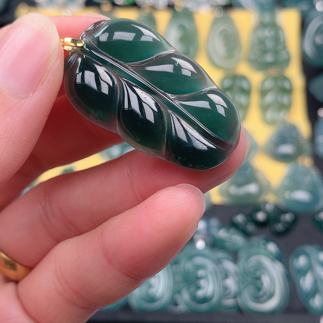 翡翠吊坠(不含链)未镶嵌吊坠