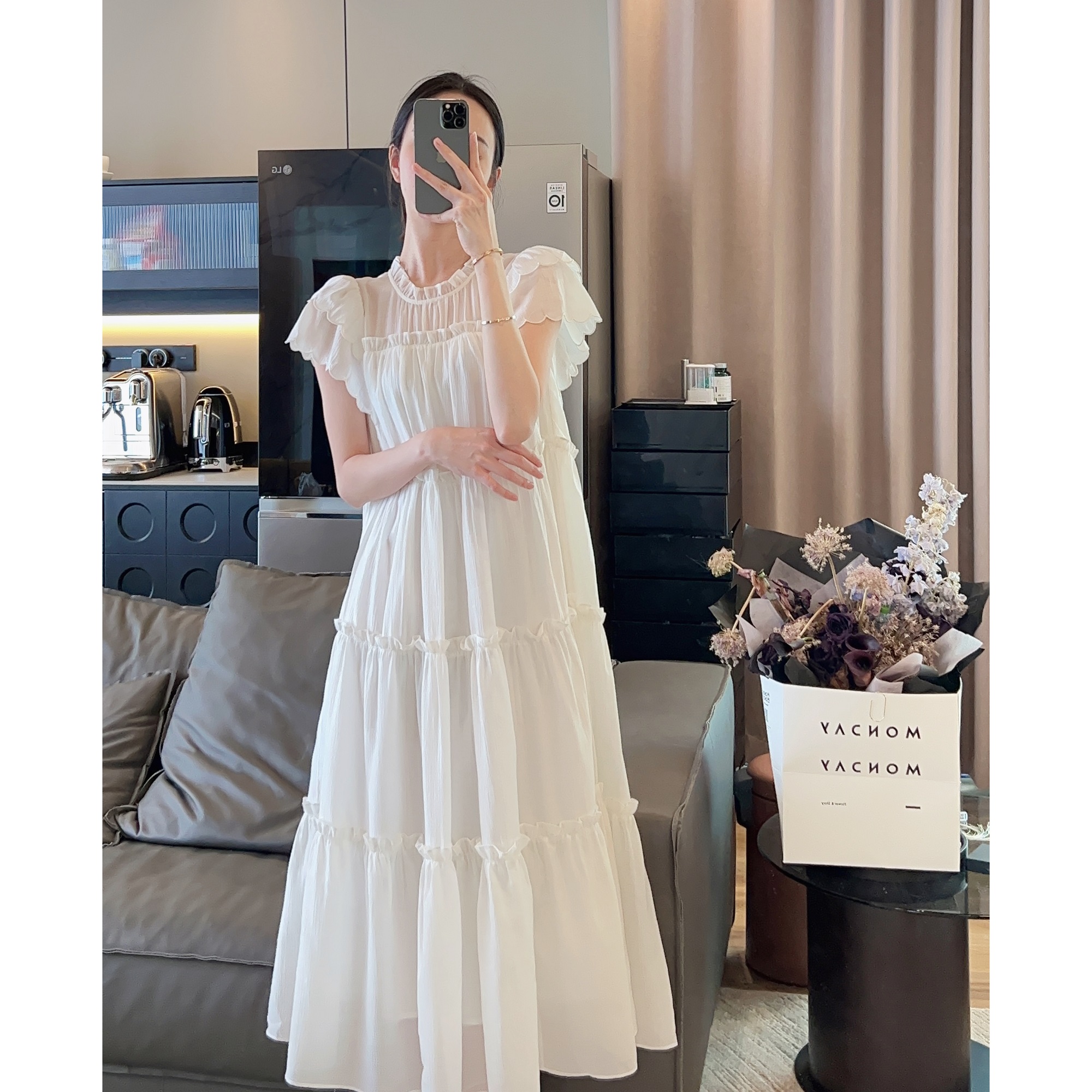 Zwinnie/詹维尼【天使爱美丽】春季显瘦白色木耳边连衣裙 GYS202420