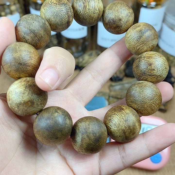 沉香沉香碎屑?****?达拉干2.0