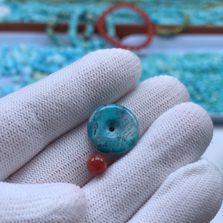 南红玛瑙未镶嵌珠宝奇石