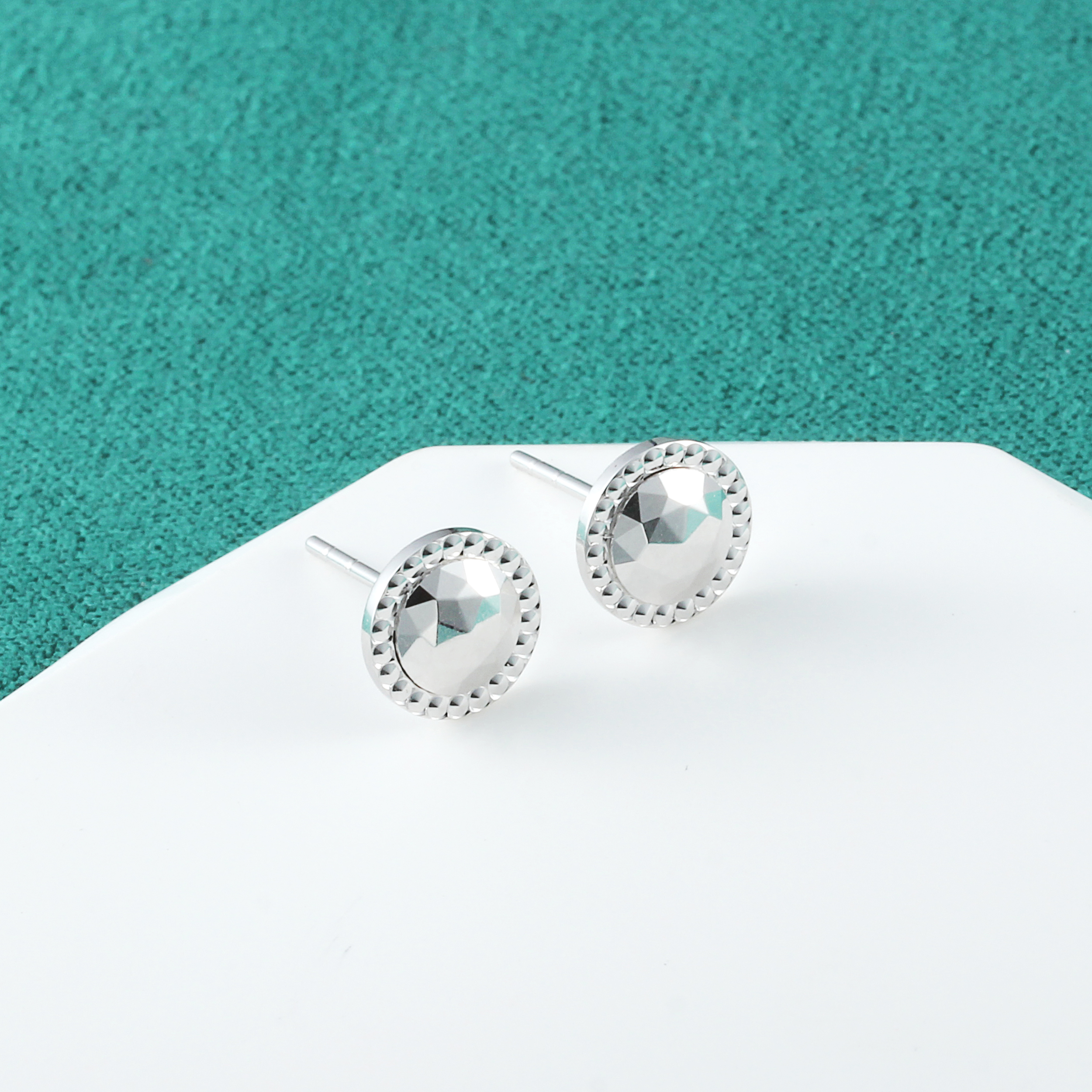 PT990铂金圆盘几何耳钉 气质百搭时尚小众简约精致韩小巧ct001e-1