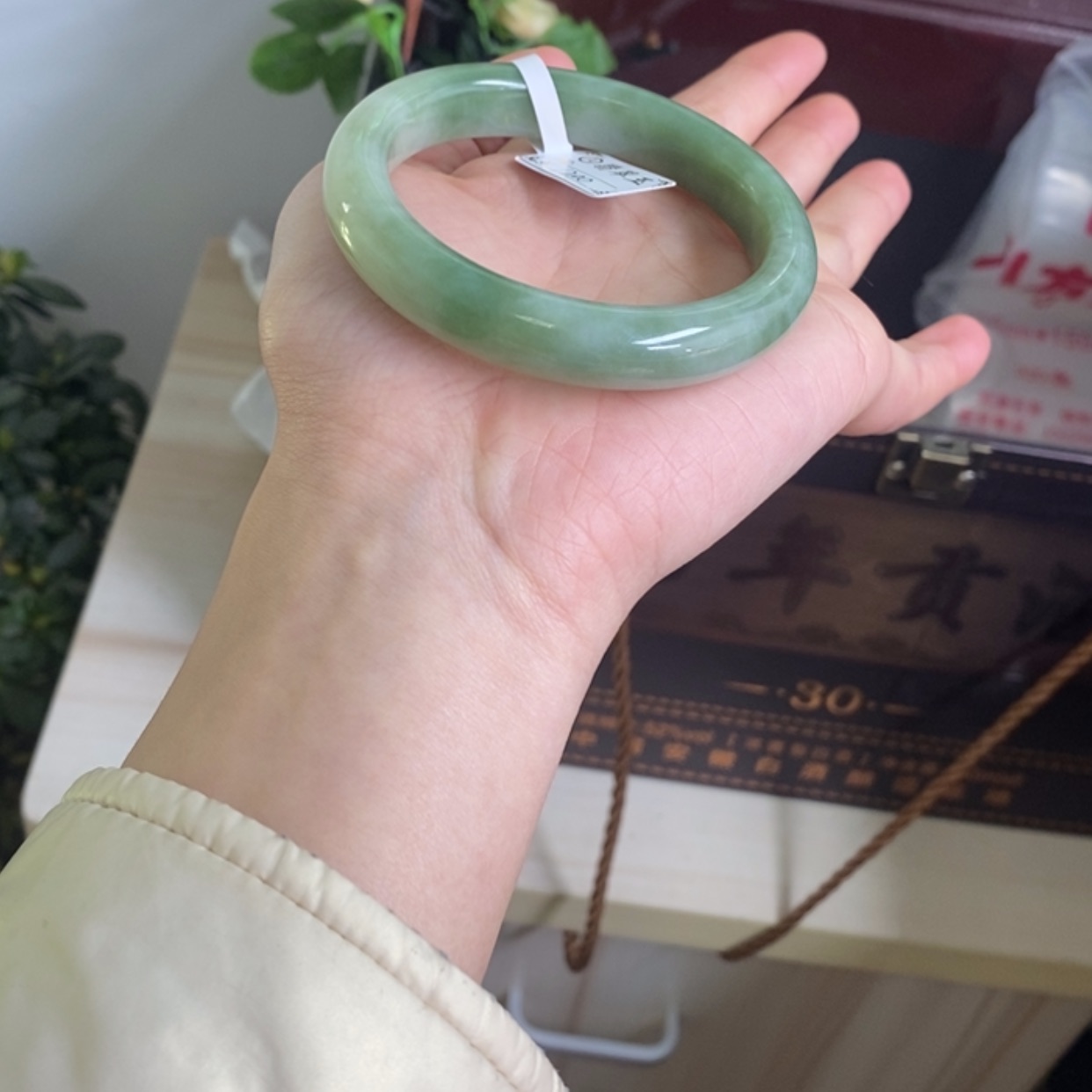 【闪购商品】和田玉手镯未镶嵌