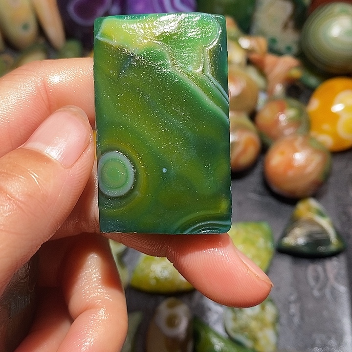 夏***天合金颈饰玛瑙/玉髓