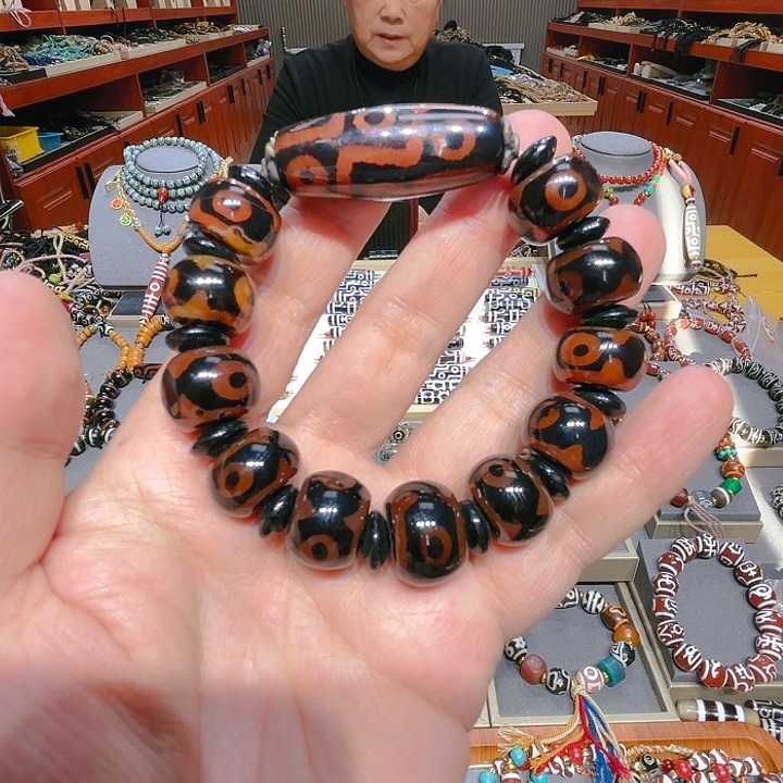 未镶嵌玛瑙/玉髓珠宝奇石