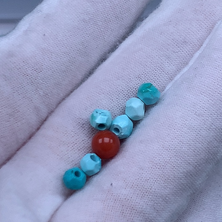 南红玛瑙未镶嵌珠宝奇石