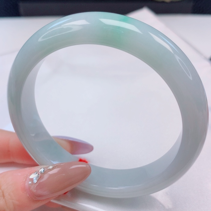 翡翠未镶嵌手镯56圈