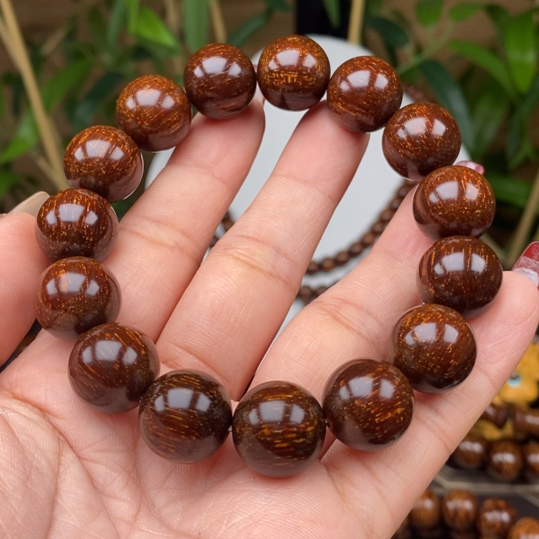 贡木手串/手链大*贡木1.5红冰爆星