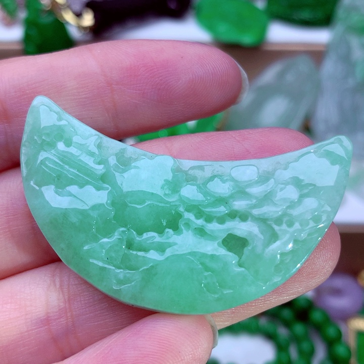 翡翠未镶嵌吊坠(不含链)