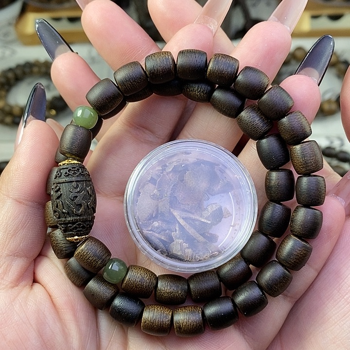 沉香沉香碎屑越南芽庄白棋楠0.8设计款