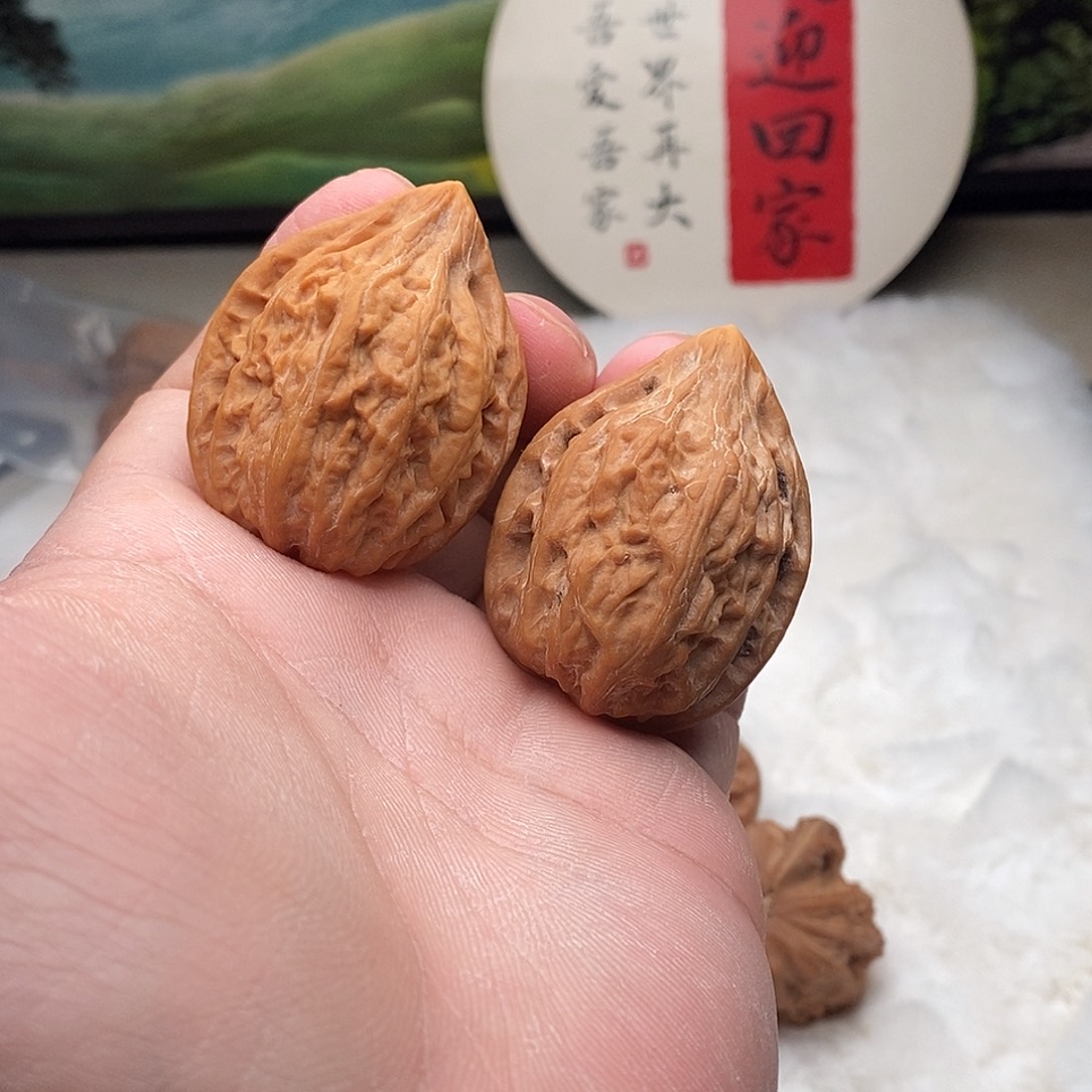 吊坠文玩核桃35.5瓷瓶鸭嘴