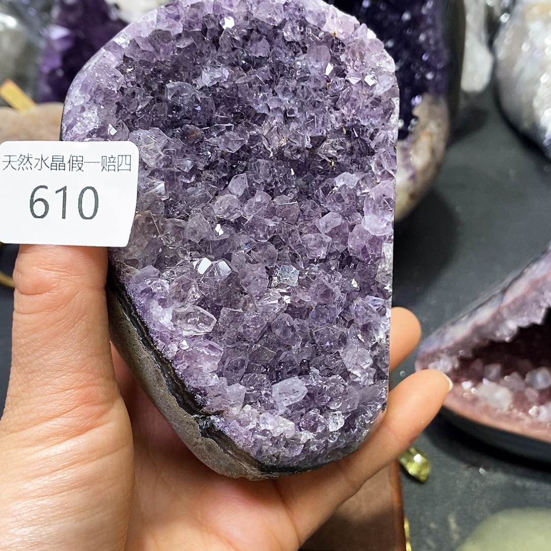 水晶大型摆件（非配饰）未镶嵌