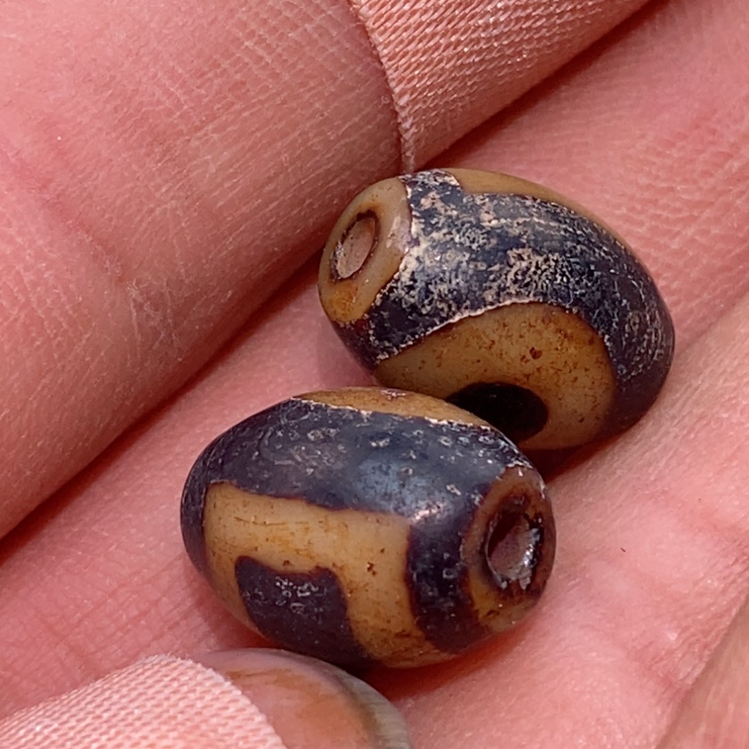 未镶嵌珠子的玛瑙/玉髓