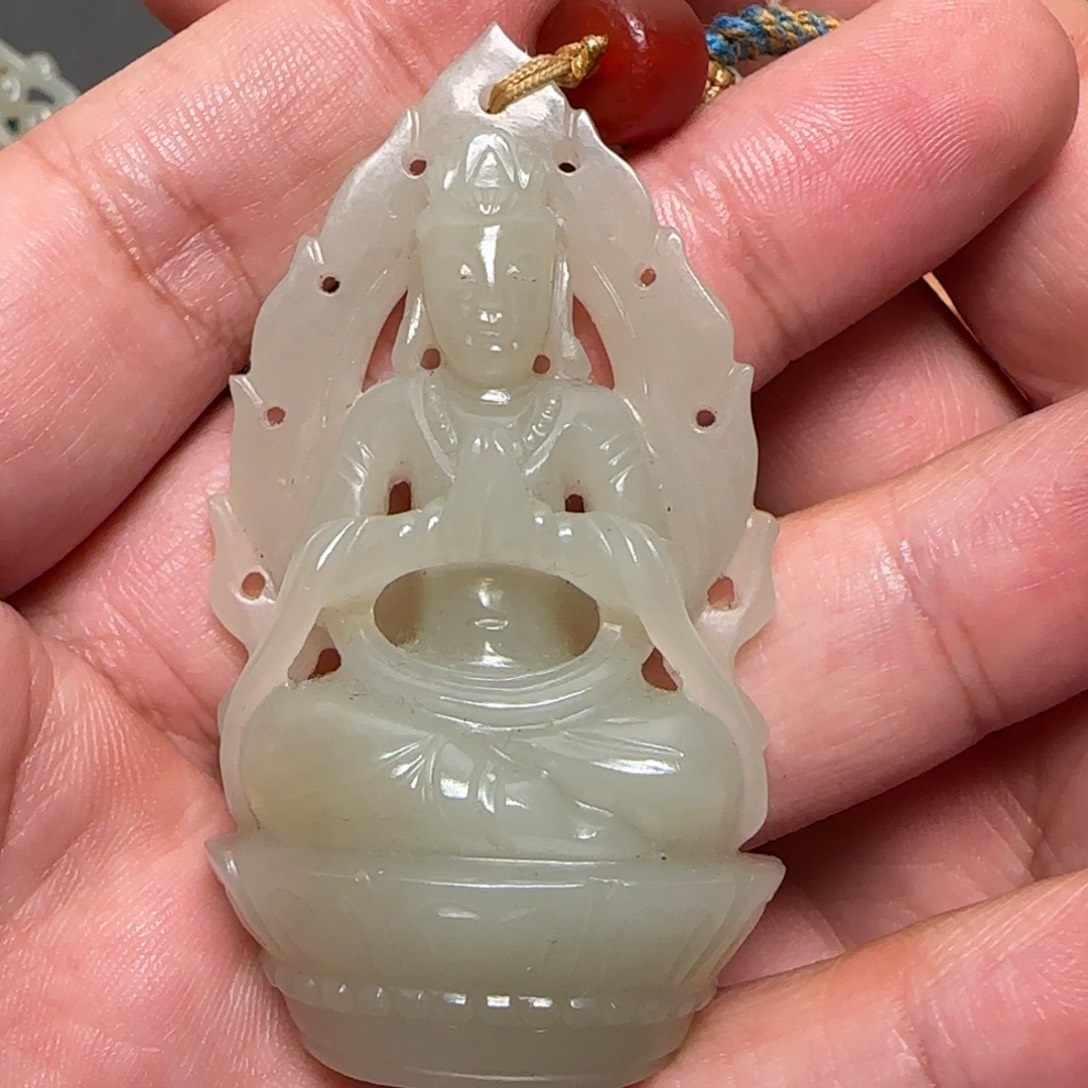 和田玉把件未镶嵌人***@