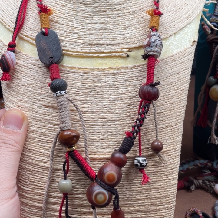 玛瑙/玉髓颈饰未镶嵌