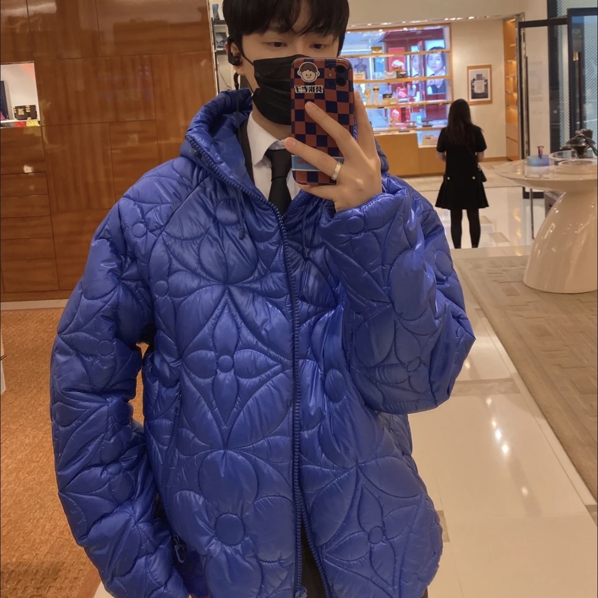 全新未使用 LouisVuitton/路易威登 010214 连帽棉服夹克 54码