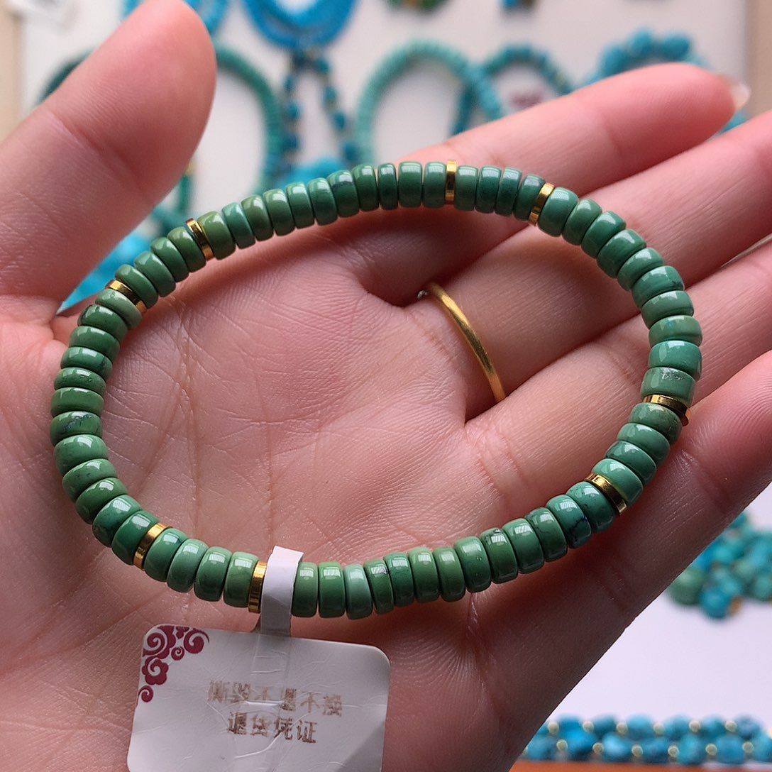 绿松石未镶嵌珠宝奇石