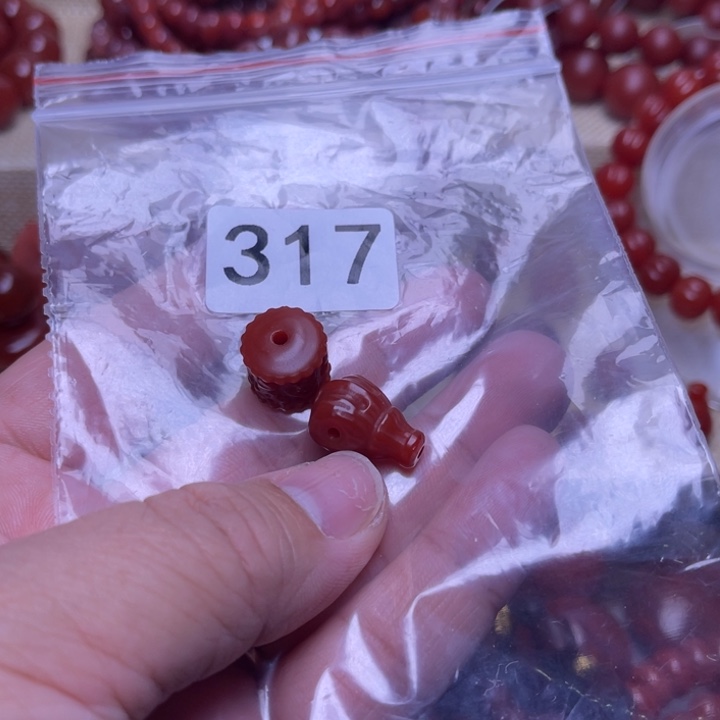 领***t南红玛瑙未镶嵌手链