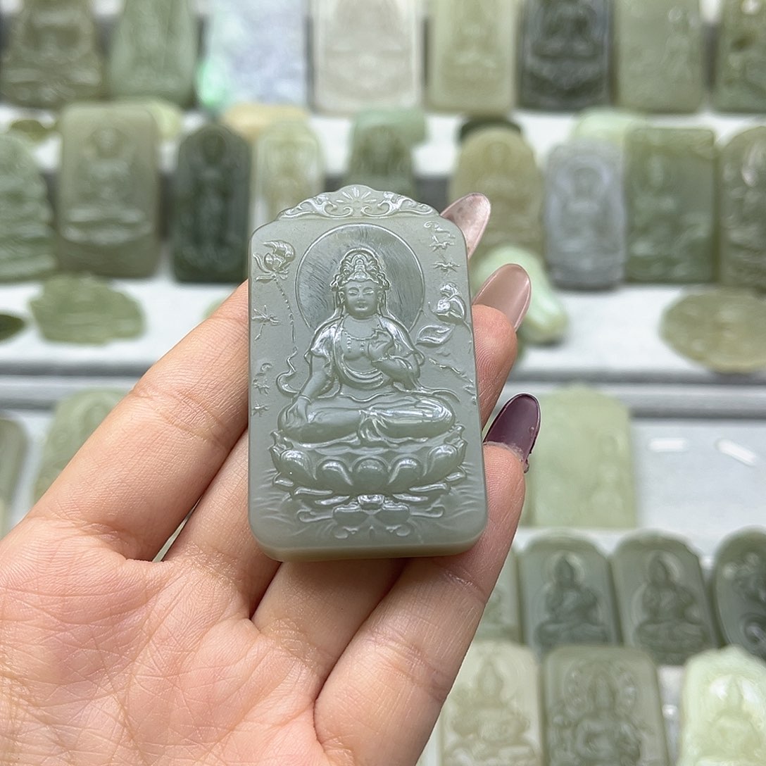 和田玉颈饰未镶嵌阿**淇