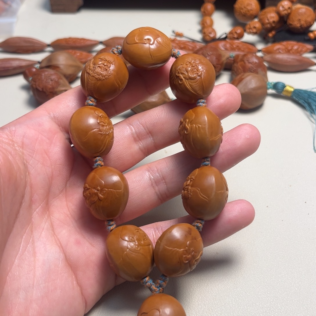 橄榄核吊坠咣*?十八罗汉