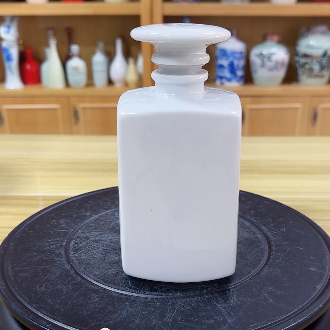10个方瓶微瑕款，多送几个卡扣