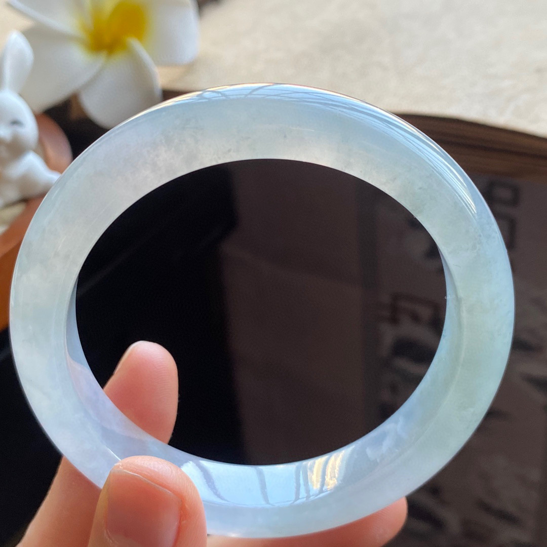 2.20批888号手镯，56.4-12-8.6 正圈冰果冻镯！清浅的底色！