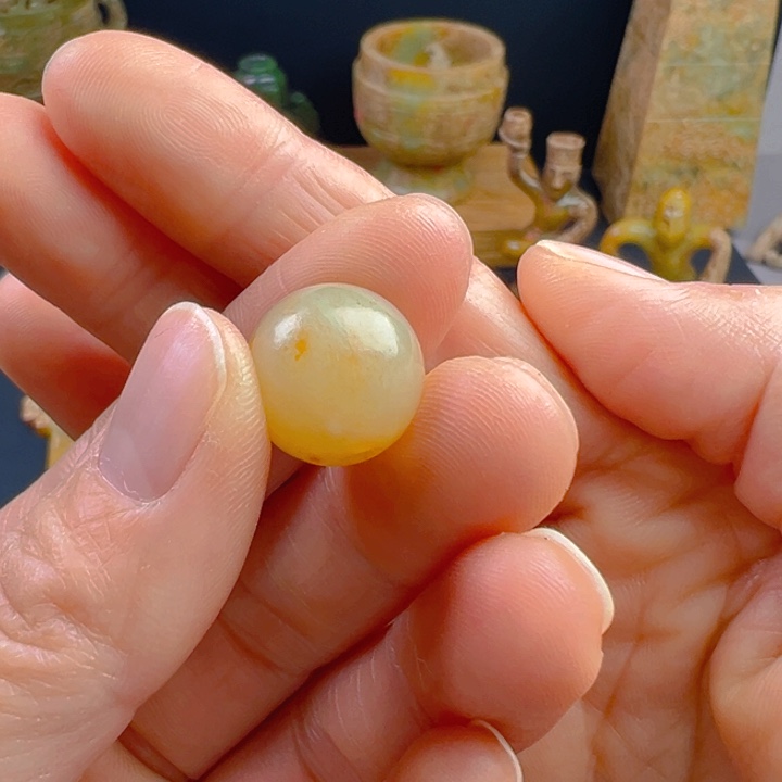 和田玉（糖玉）未镶嵌颈饰