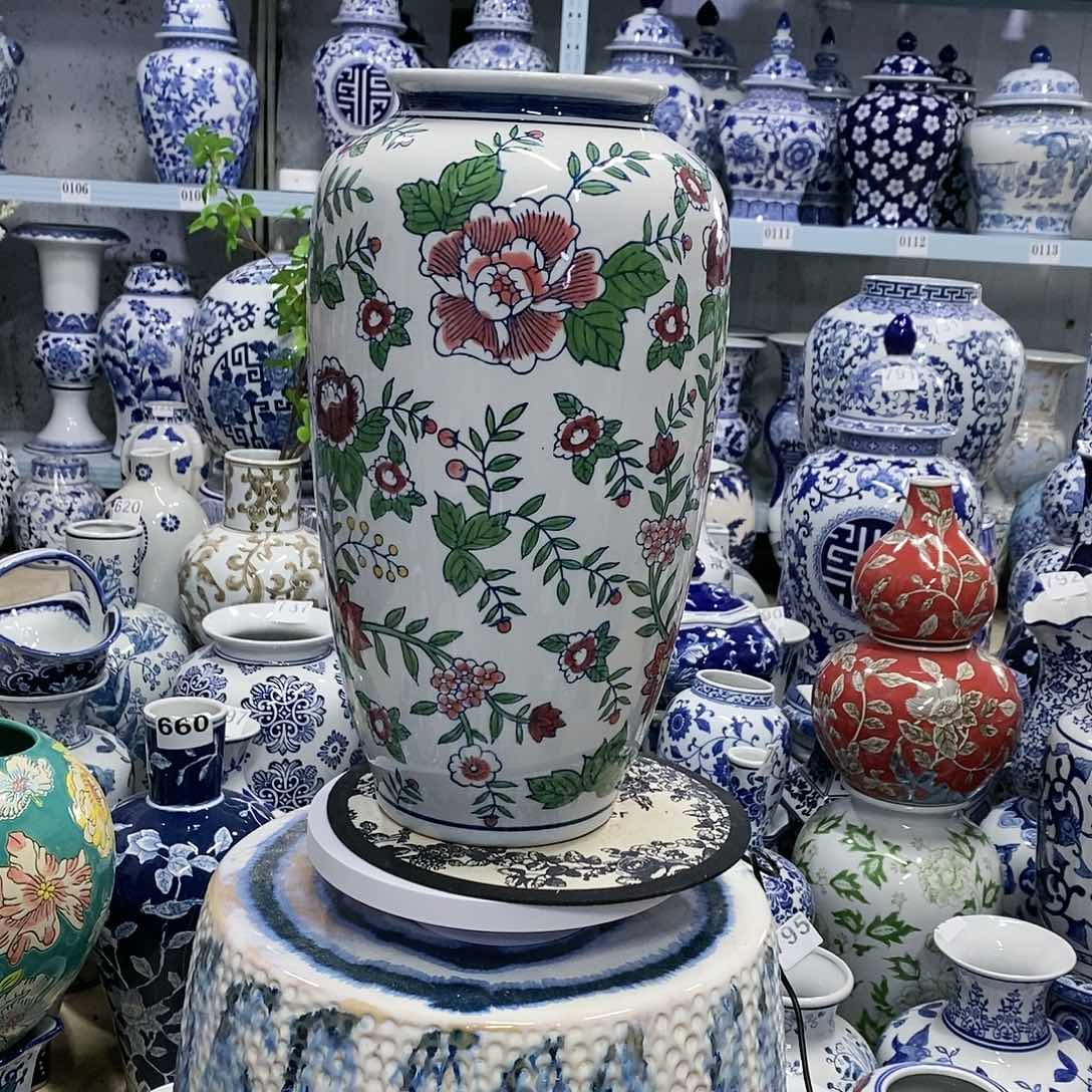 【闪购商品】摆件大肚瓶瓷器摆件………………………………