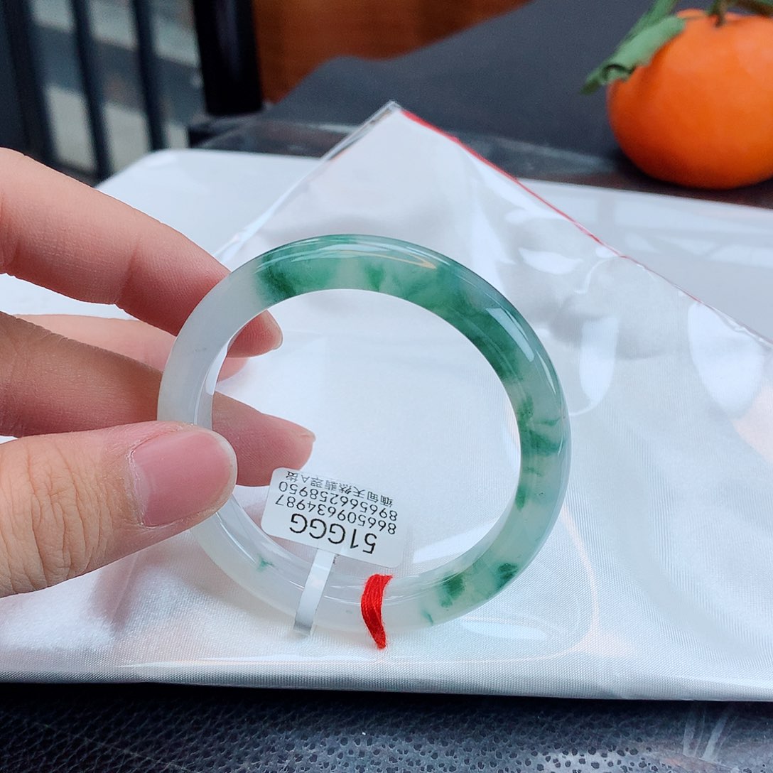 翡翠手镯未镶嵌天然缅甸翡翠A货手镯