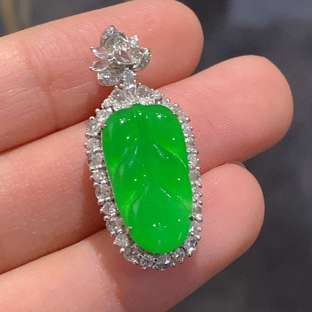 翡翠颈饰18K金镶嵌天然缅甸A货翡翠