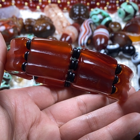 玛瑙/玉髓未镶嵌挂件