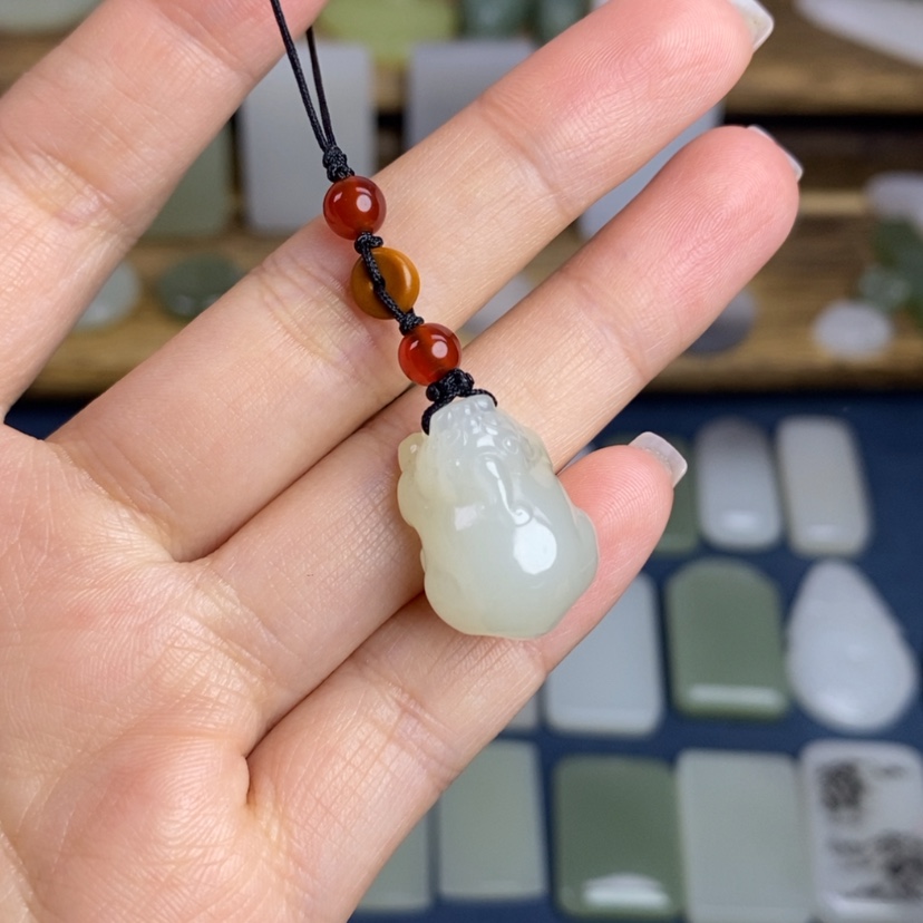 【闪购商品】和田玉颈饰未镶嵌